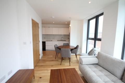 2 bedroom apartment to rent - The Axium, Windmill Street, Birmingham, B1