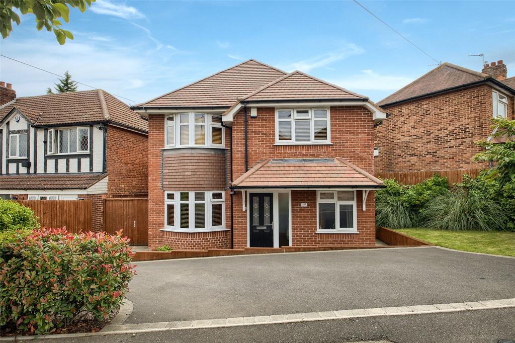 Wagon Lane, Solihull, West Midlands, B92 4 bed detached house £425,000