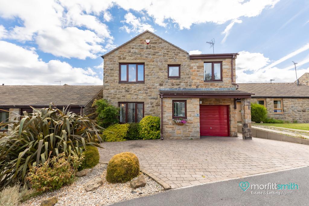 Acorn Drive, Stannington, S6 6ER Effectively Extended 4 bed detached