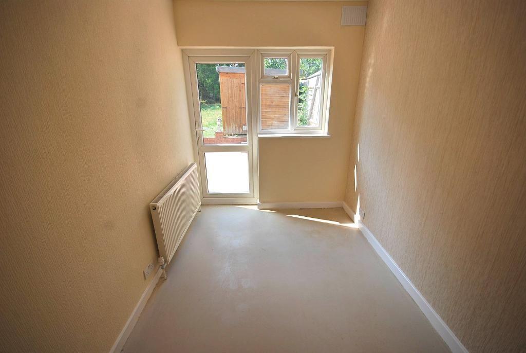 House in WEMBLEY - View 3