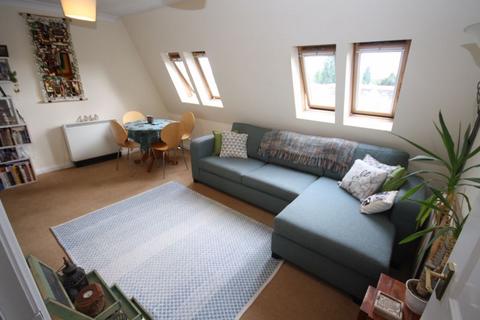 1 bedroom apartment for sale, Lamb Close, Northolt
