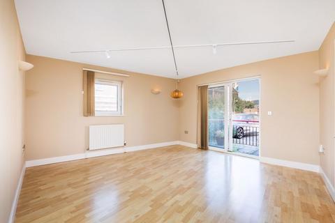 1 bedroom ground floor flat for sale, Gunwharf Quays, Portsmouth