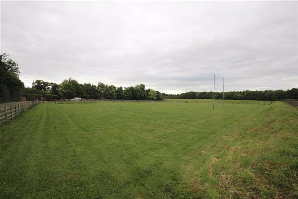 Sleaford Road, Branston, Lincoln, Lincolnshire Equestrian property £