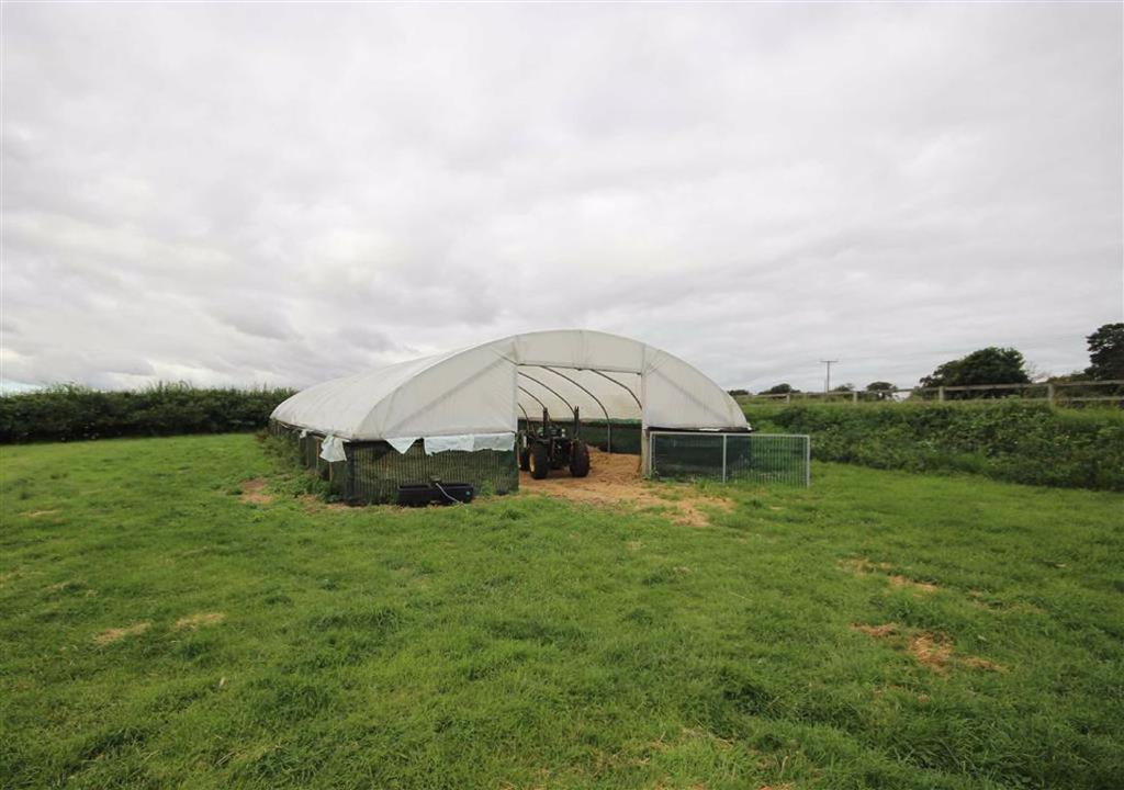Sleaford Road, Branston, Lincoln, Lincolnshire Equestrian property £