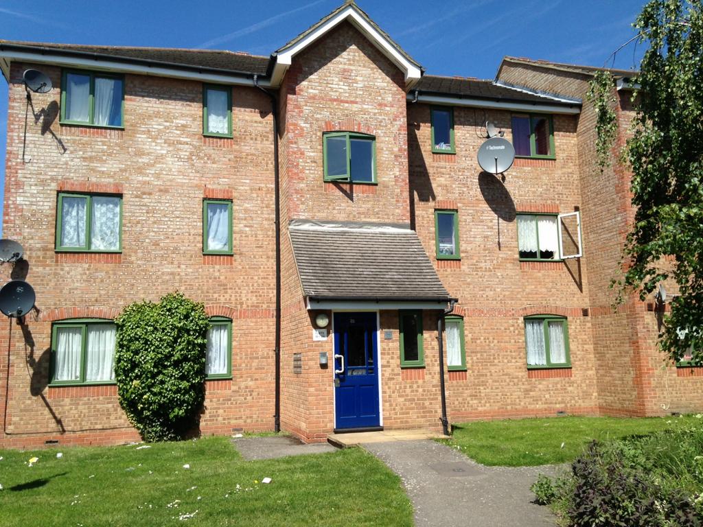 2 bedroom G/F purpose built flat available to let