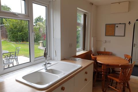 undefined, Pundle Green, Bartley SO40