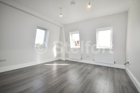 2 bedroom apartment to rent, Grafton Road, London, NW5