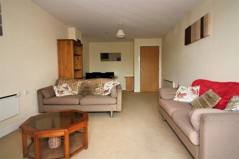 2 bedroom apartment to rent, Anchor Point, 323 Bramall Lane, Sheffield, S2 4RQ