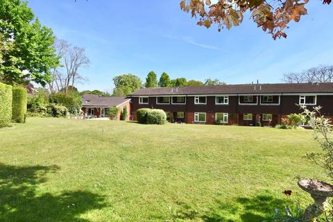 2 bedroom retirement property for sale - Highcroft, Milford - Virtual Tour Availble On Request