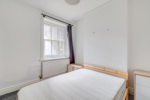 1 bedroom flat to rent, Hurlingham Court Mansions, Hurlingham Road, London