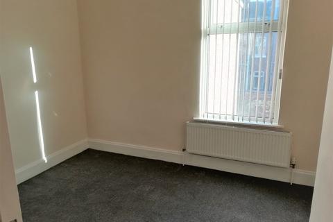3 bedroom terraced house to rent - Avenue Road, Wath-Upon-Dearne, Rotherham