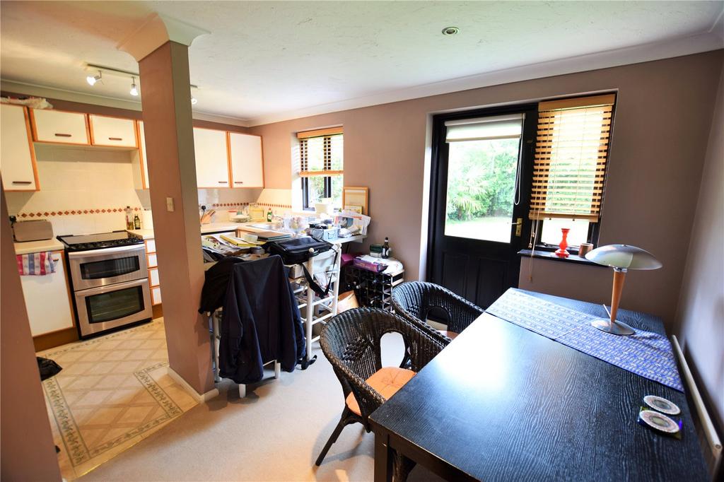 Dining/Kitchen