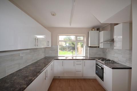 3 bedroom terraced house to rent, Barley Lane, Ilford