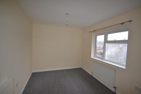 3 bedroom terraced house to rent, Barley Lane, Ilford