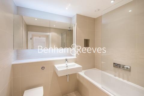 1 bedroom apartment to rent, Pump House Crescent, Brentford TW8