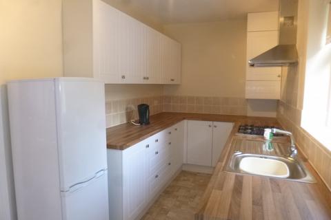 2 bedroom terraced house to rent, Austrey Avenue, Beeston, NG9 2SX