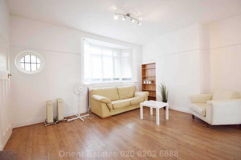 3 bedroom semi-detached house to rent, Newark Way, Hendon