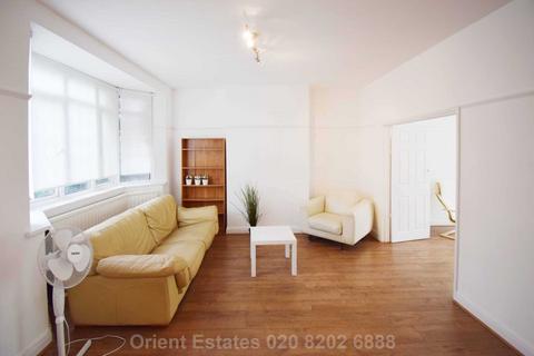 3 bedroom semi-detached house to rent, Newark Way, Hendon