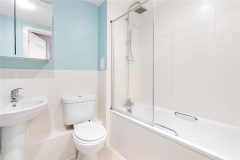 1 bedroom flat to rent, Phoenix Way, London