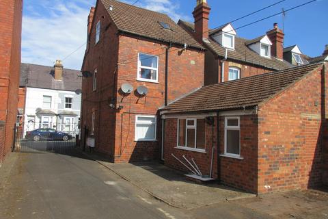 1 bedroom ground floor flat to rent, Clarence Street, Kidderminster DY10