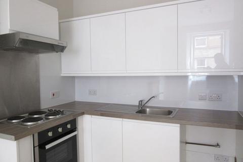 1 bedroom flat to rent, Milton Street, Abbeyhill, Edinburgh, EH8