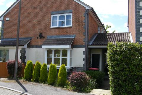 1 bedroom terraced house to rent, Maidenbower, Crawley RH10