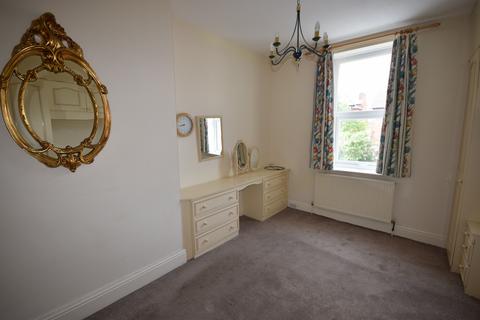 2 bedroom flat to rent, Derbe Road,  Lytham St. Annes, FY8