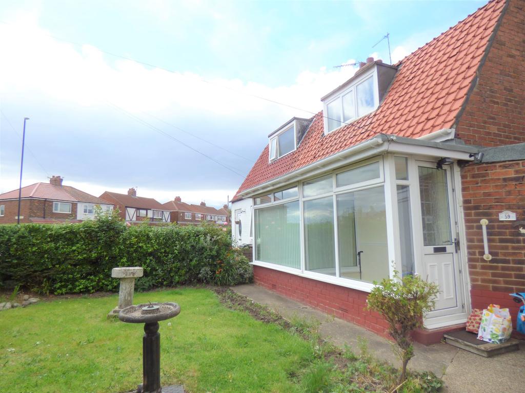 Dinsdale Avenue, Wallsend, Tyne and Wear, NE28 9JB 1 bed bungalow £82,000