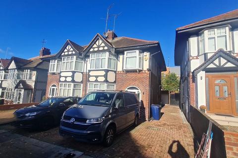 undefined, Brunswick Road, Ealing, London, W5