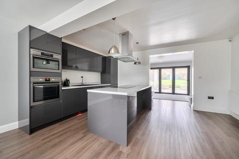 undefined, Denham Way, Maple Cross, Rickmansworth