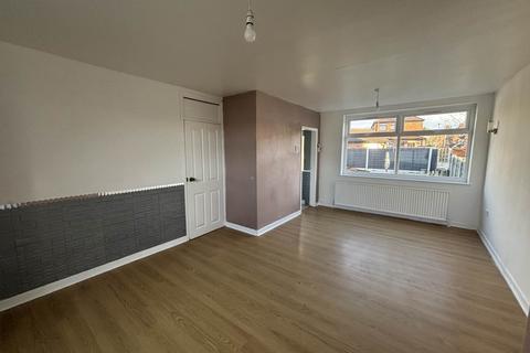 3 bedroom terraced house to rent, Sandygate Close, Swinton