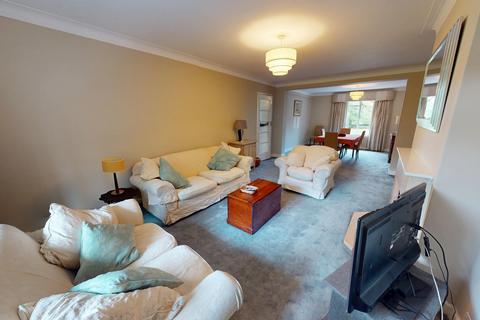 2 bedroom flat to rent, Furze Hill, Hove, BN3