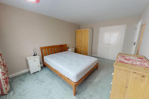 2 bedroom flat to rent, Furze Hill, Hove, BN3