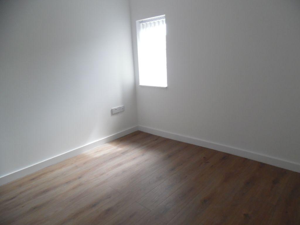 Apartment in Sefton, Seaforth - View 5