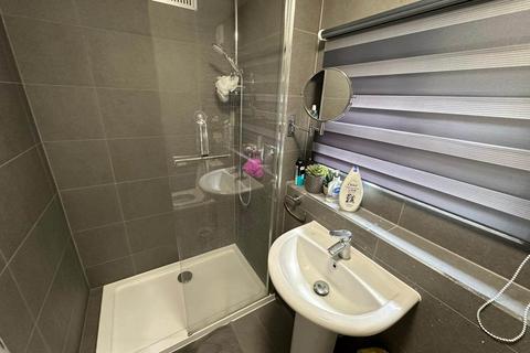 1 bedroom in a house share to rent, Rupert Road, Guildford GU2
