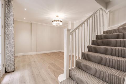 undefined, Queens Gate, South Kensington, London
