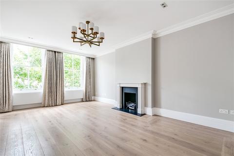 2 bedroom flat to rent, Queens Gate, South Kensington, London