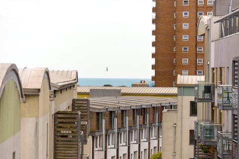 2 bedroom flat for sale, Fleet Street, Brighton, BN1