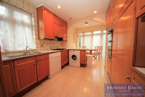 5 bedroom semi-detached house to rent, Hendon, London