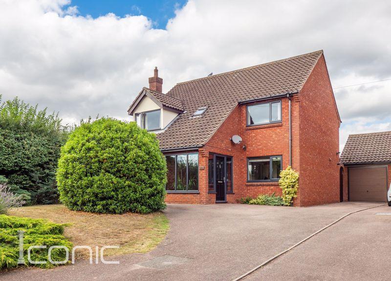Taverham Road, Taverham, Norwich 4 bed detached house £400,000