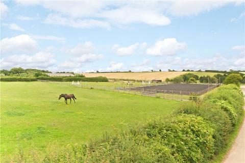 4 bedroom barn conversion to rent, Eakley Lanes, Stoke Goldington, Newport Pagnell, Buckinghamshire, MK16