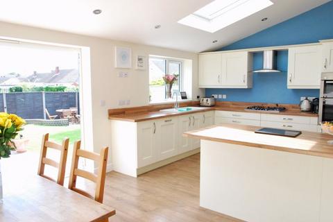 10 Kimberley Close, Gloucester, GL2 0LH