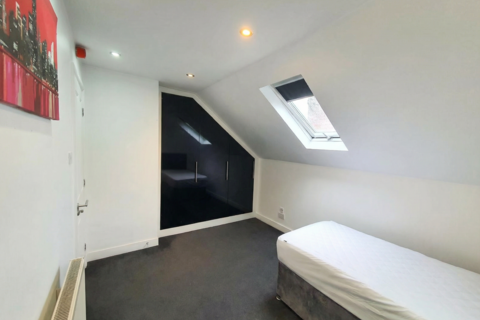 undefined, Room 5, 26 Queens Road