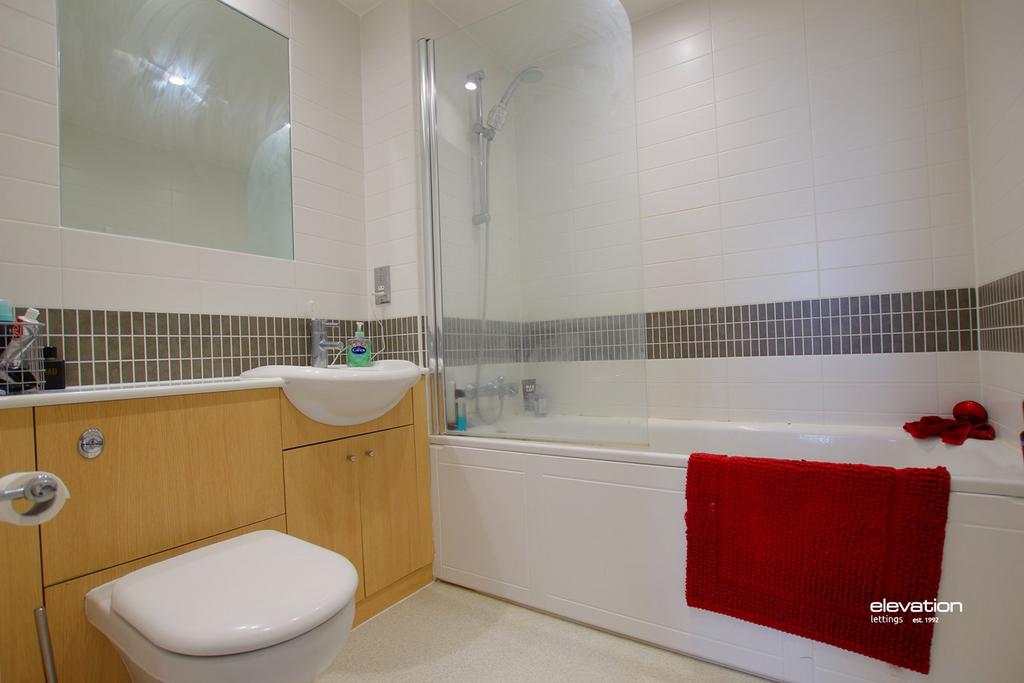 Family bathroom