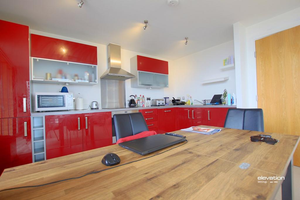 Kitchen / Dining