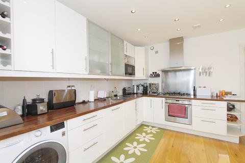 3 bedroom apartment for sale - Meridian Point, Creek Road, London, SE8