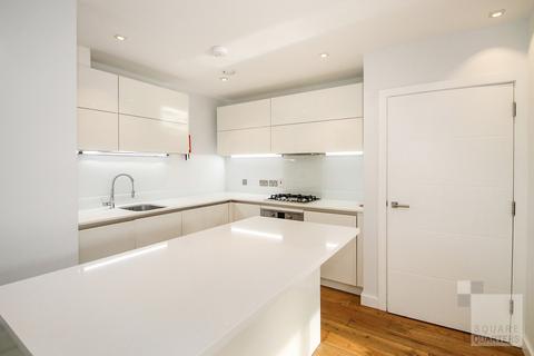 3 bedroom flat to rent, Heneage Street, Shoreditch, E1