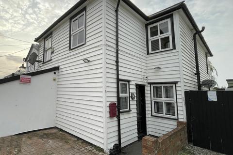 3 bedroom semi-detached house to rent, Tinnocks Lane, St. Lawrence, Southminster, CM0 7NF