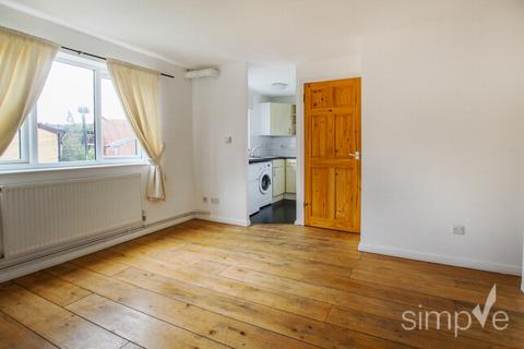 1 bedroom flat for sale, Dehavilland Close, Northolt, UB5