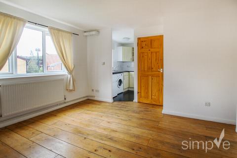 undefined, Dehavilland Close, Northolt, UB5